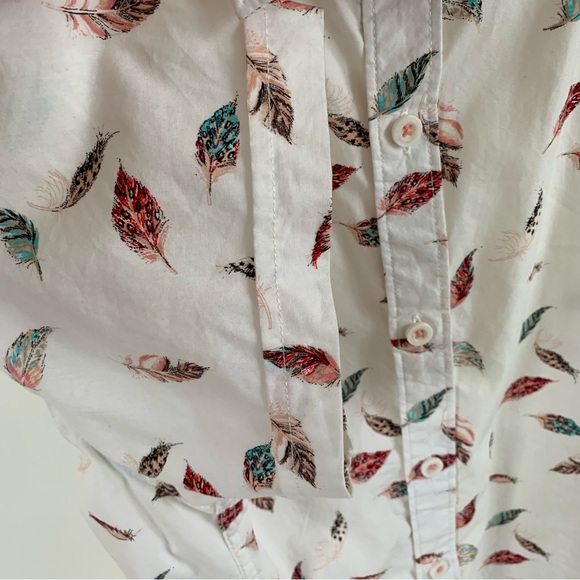 Men’s Short Sleeve Button Down Shirt - Picture 4 of 9